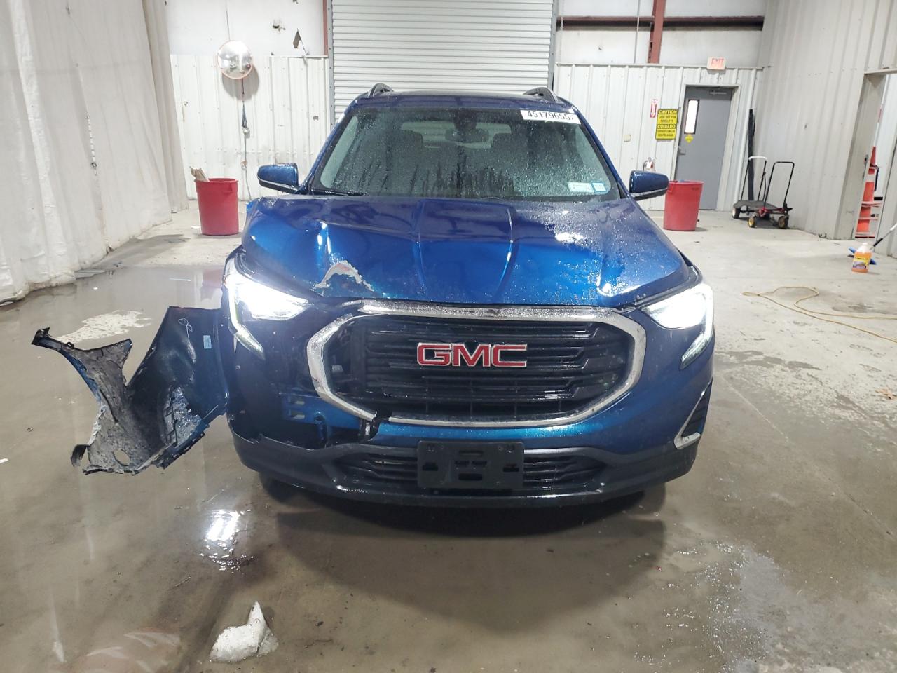 2020 GMC Terrain - Image 5