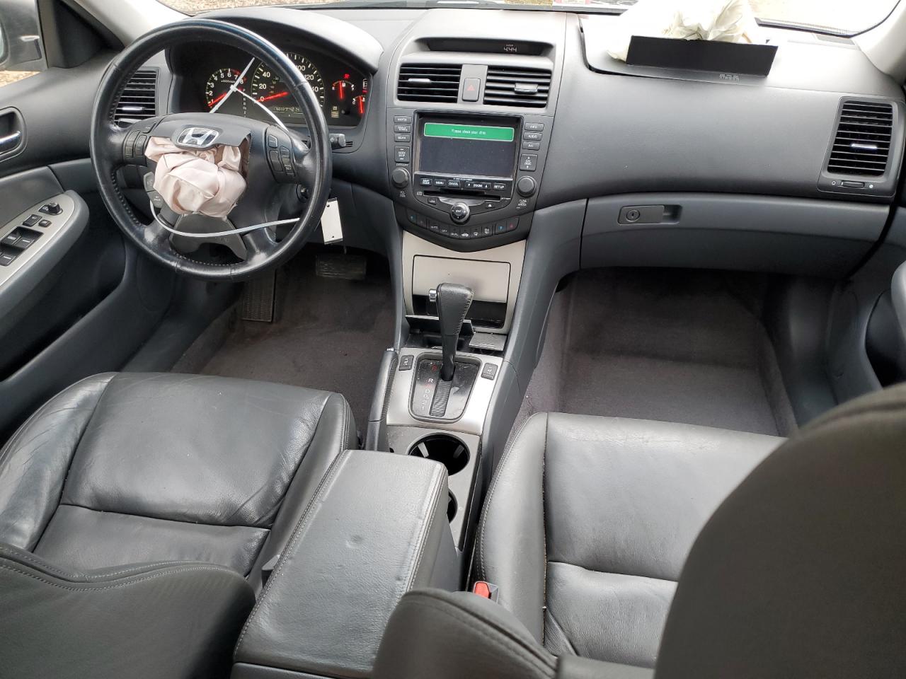 2005 Honda Accord - Image 8