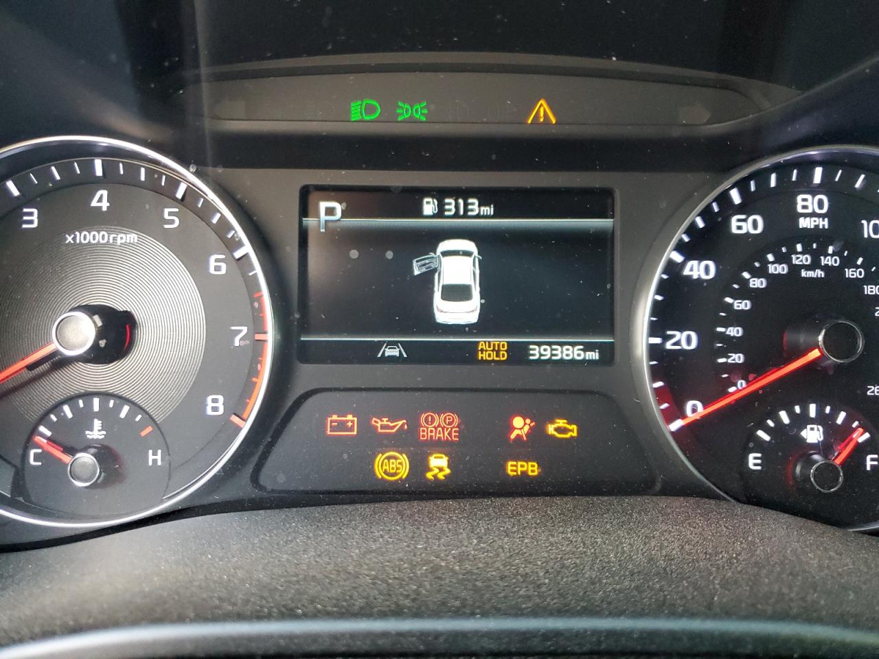 2022 Kia Forte - Image 9