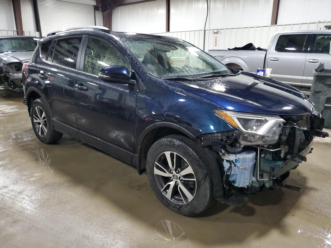 2018 Toyota RAV 4 - Image 4