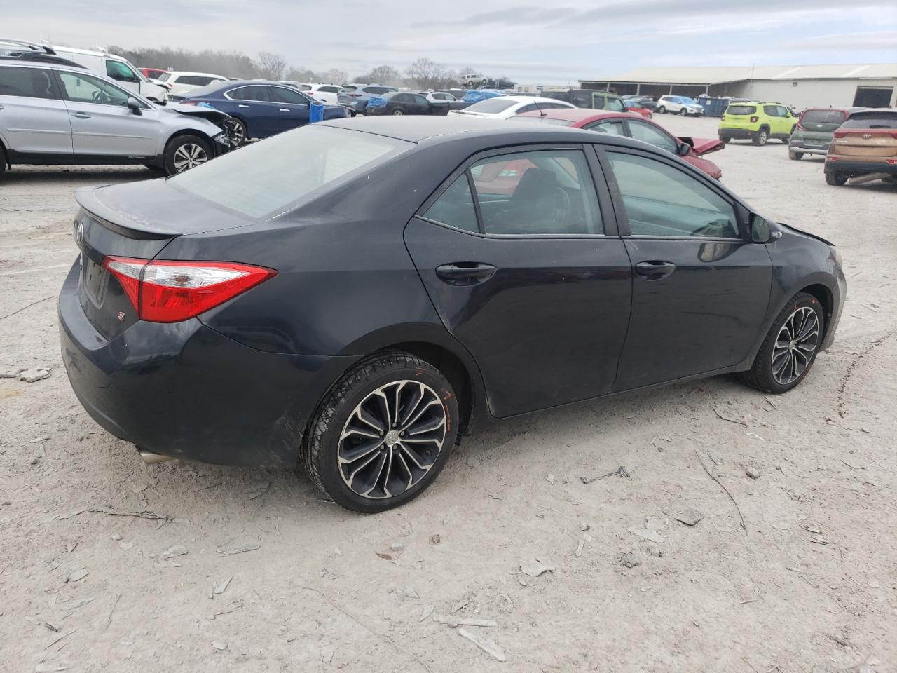 2015 Toyota Corolla - Image 3