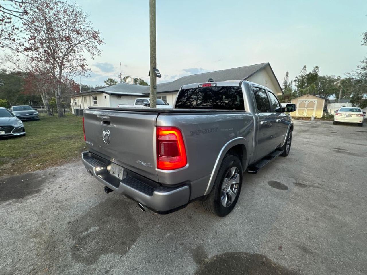 2021 RAM 1500 - Image 17