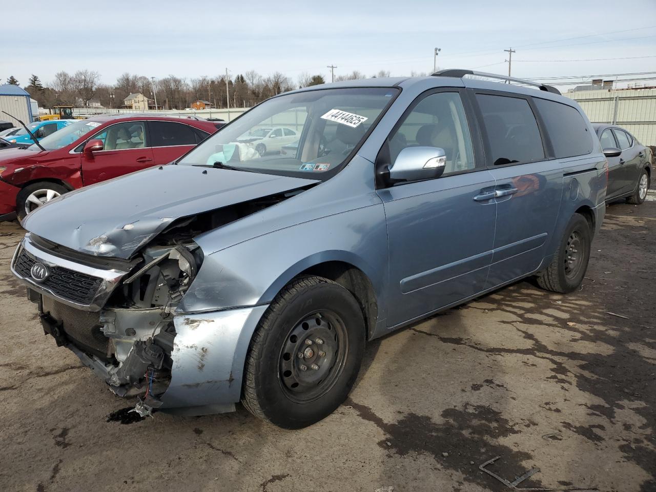2012 Kia Sedona Lx for Sale in Pennsburg, PA - Front End