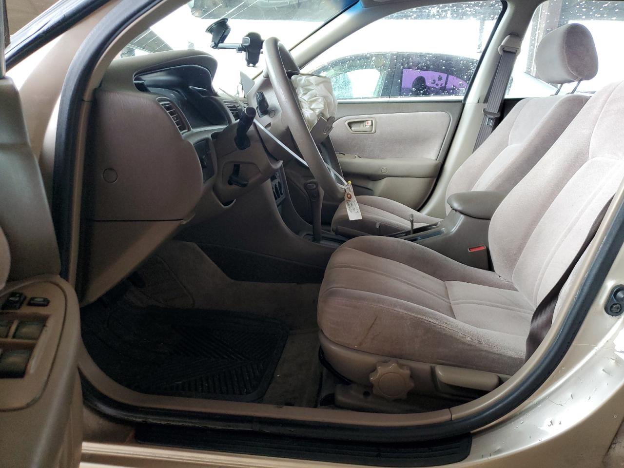 1998 Toyota Camry - Image 7