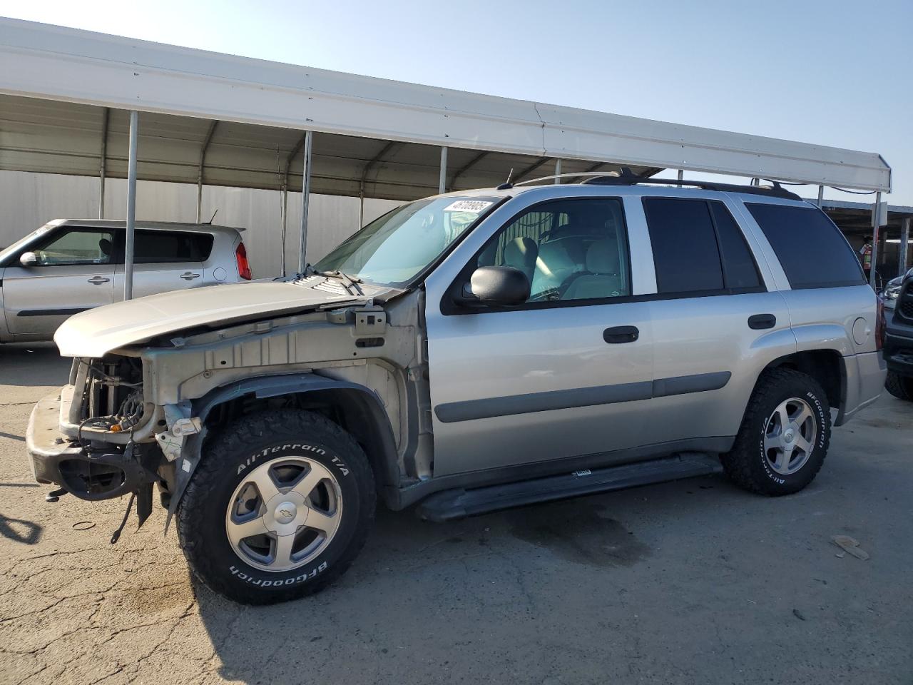 2005 Chevrolet TrailBlazer - Image 1