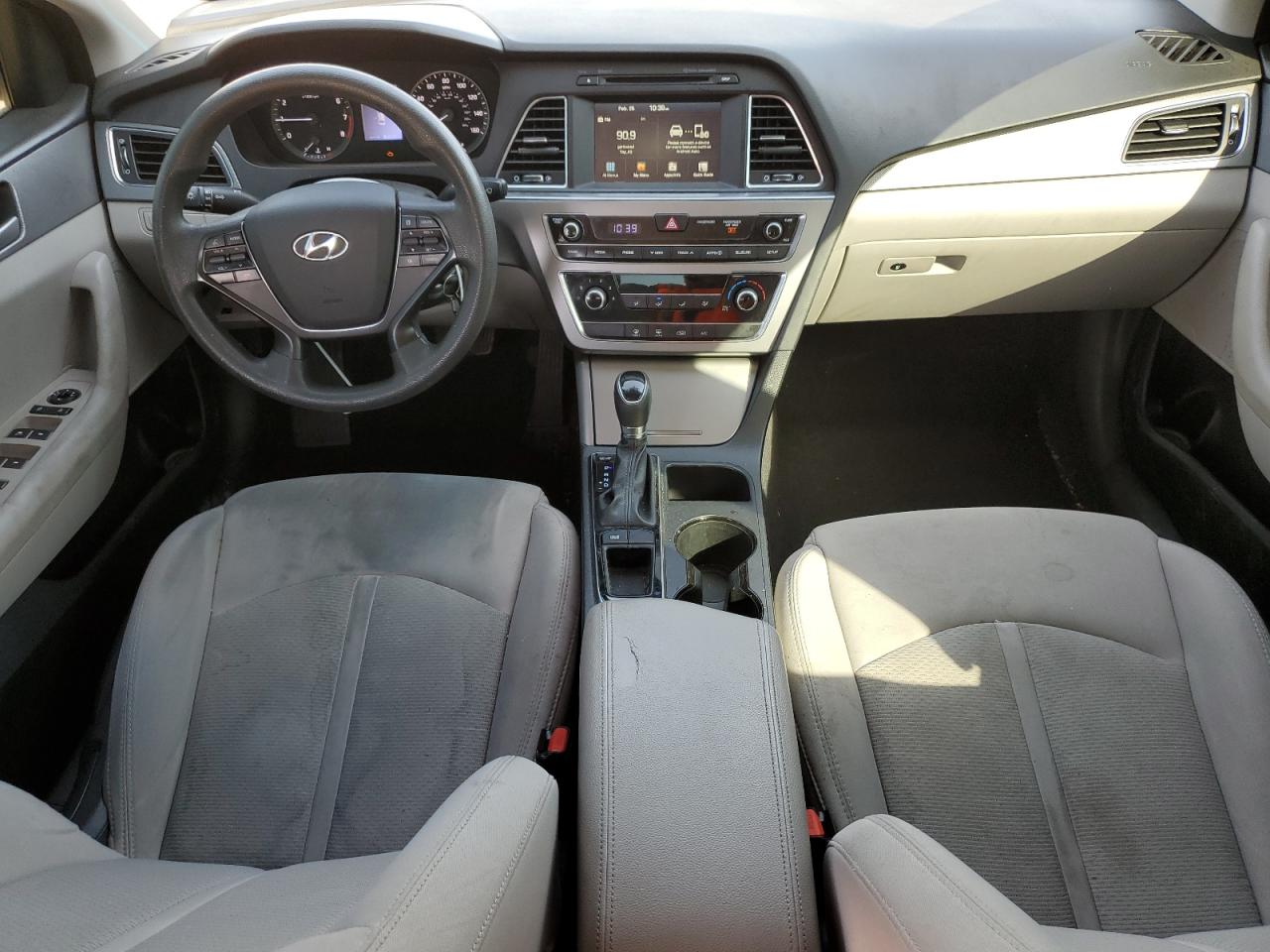 2016 Hyundai Sonata - Image 8