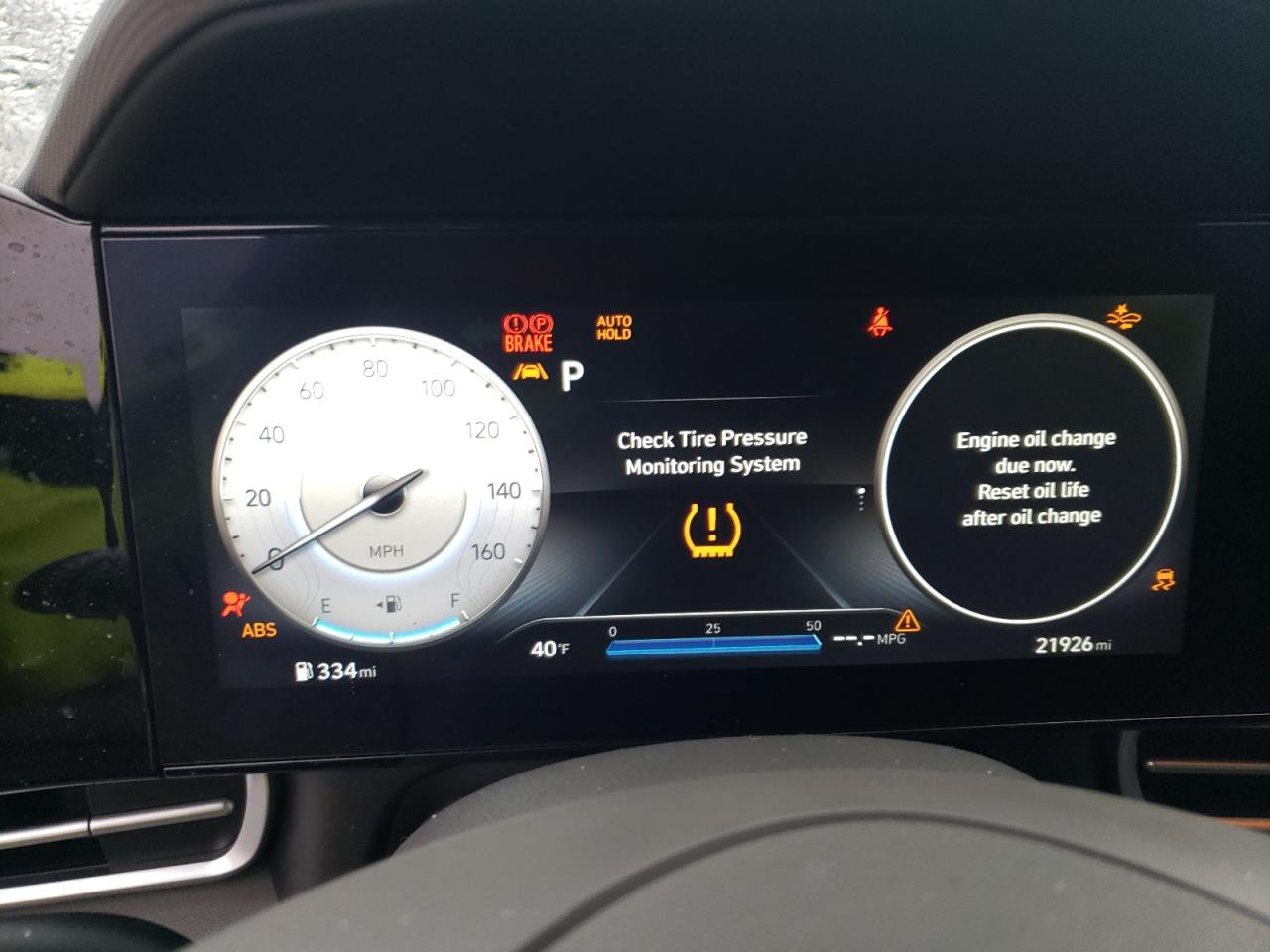 2023 Hyundai Elantra - Image 9