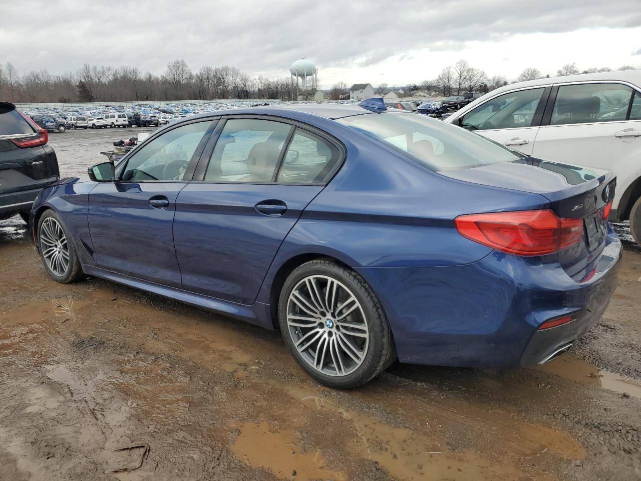 WBAJE7C57KWW14577 BMW 5 Series 2019. Фото: 1