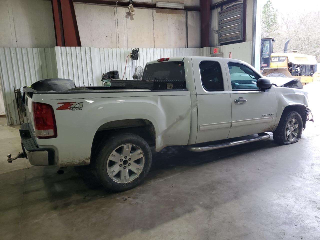 2011 GMC Sierra - Image 3