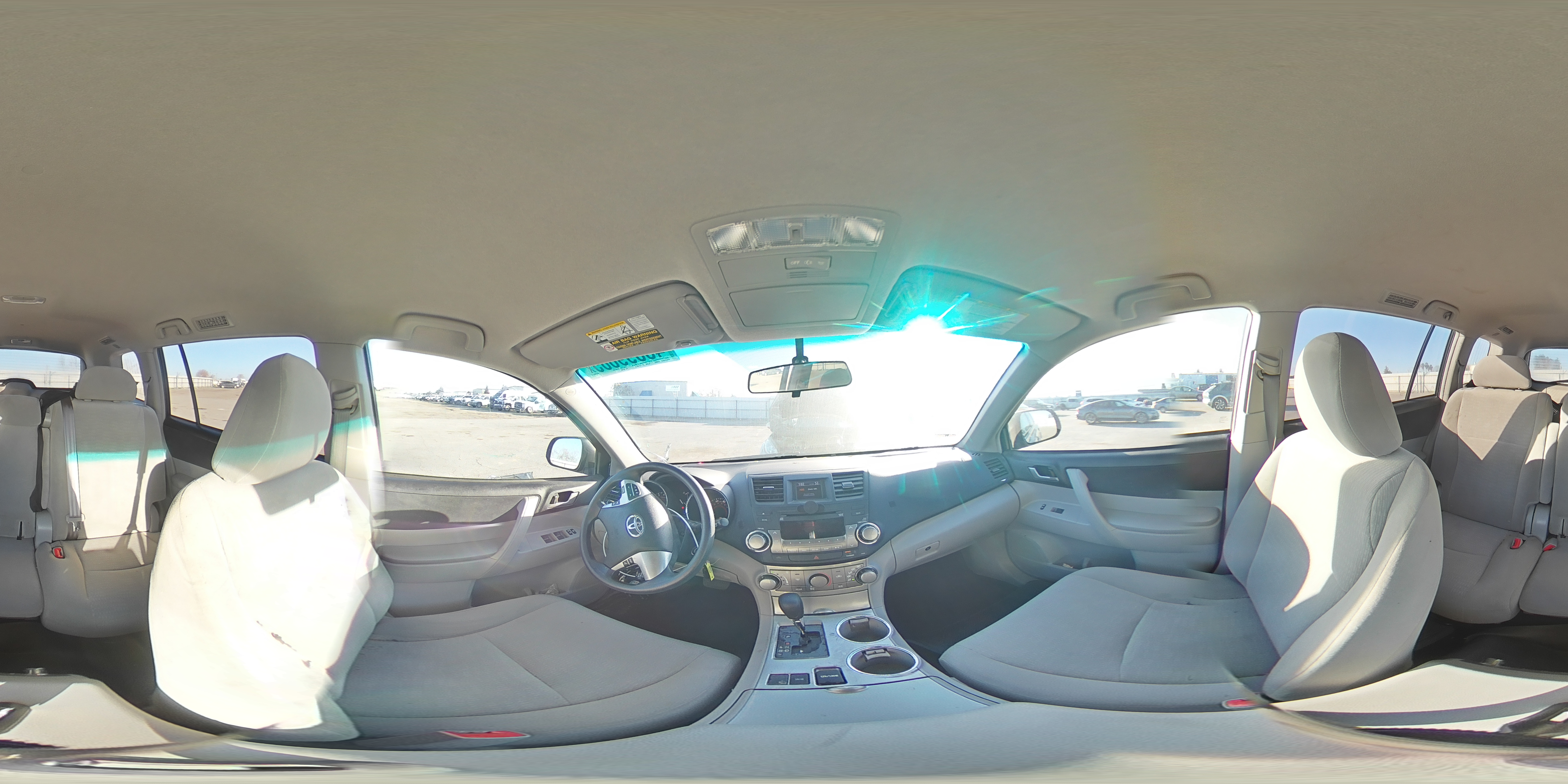 2012 Toyota Highlander - Image 13