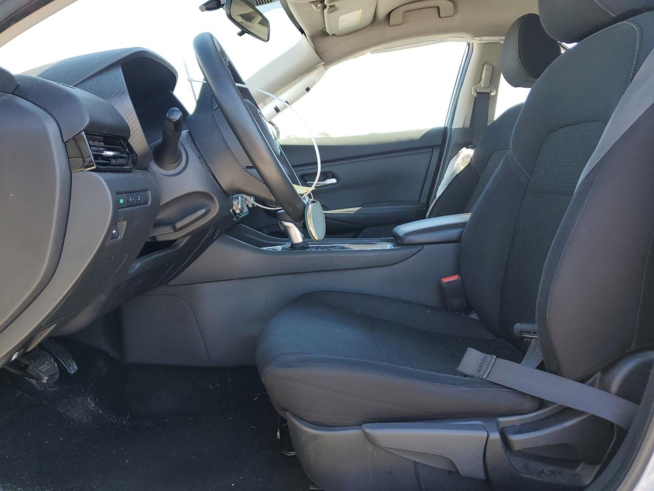 2020 Nissan Sentra - Image 7