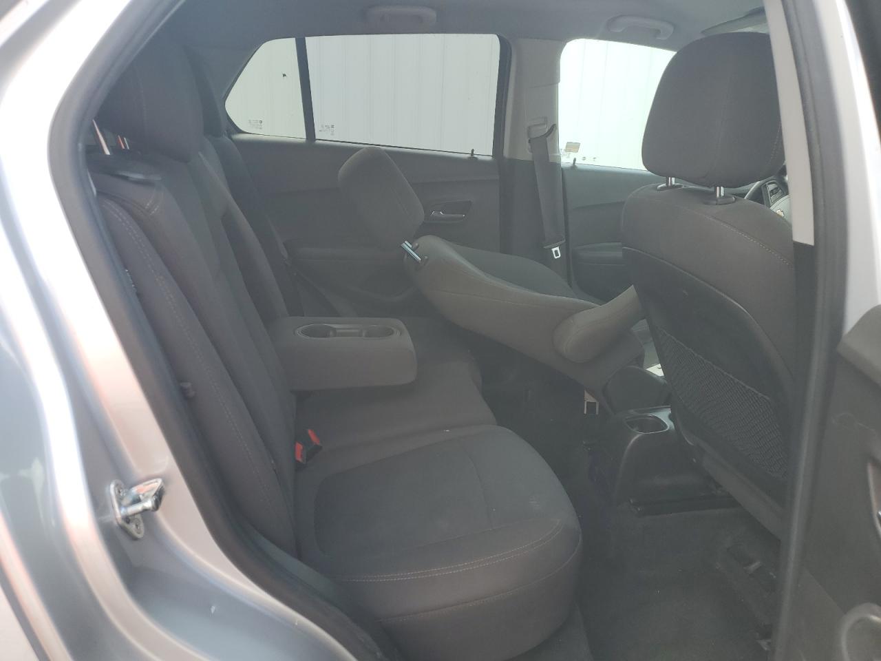 2020 Chevrolet Trax - Image 11