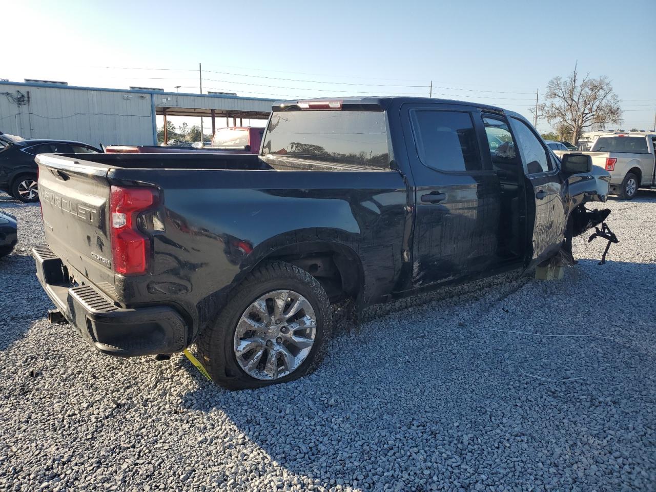 2020 Chevrolet Silverado - Image 3