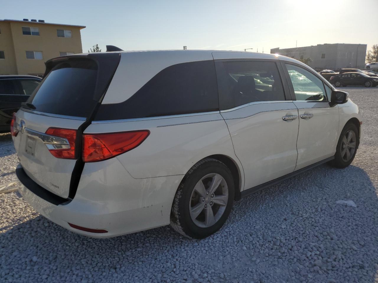 2019 Honda Odyssey - Image 3