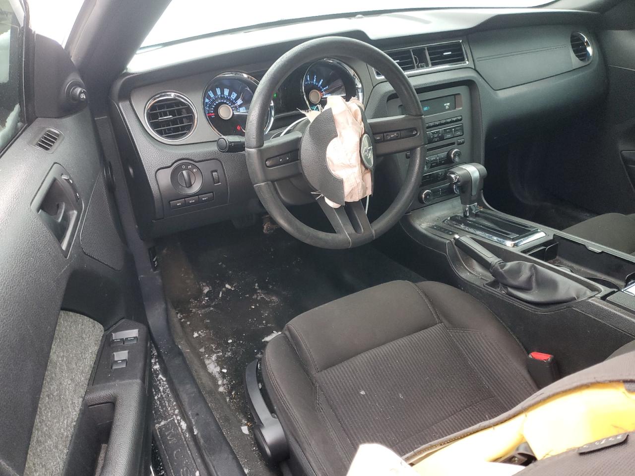 2012 Ford Mustang - Image 8