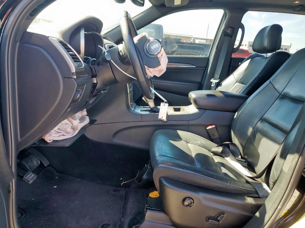 2018 Jeep Grand Cherokee - Image 7