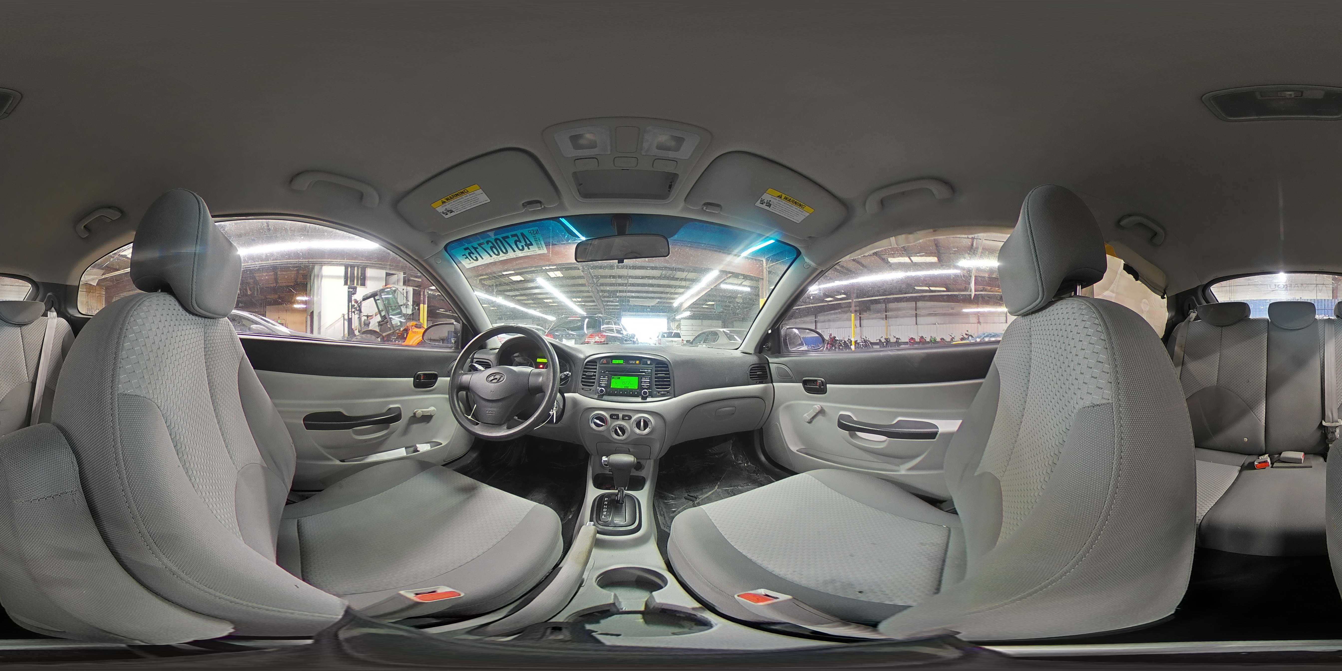 2009 Hyundai Accent - Image 12