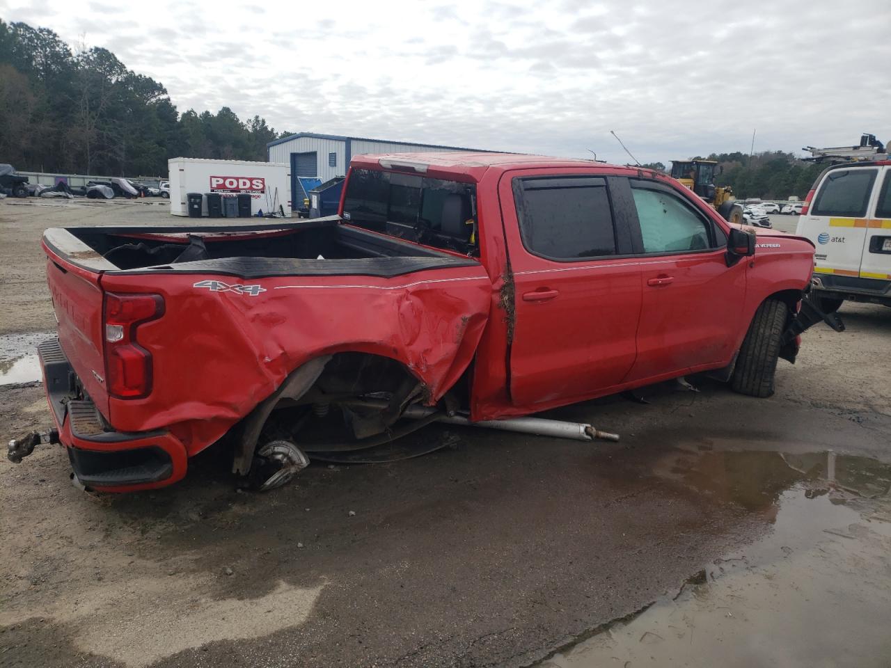 2021 Chevrolet Silverado - Image 3