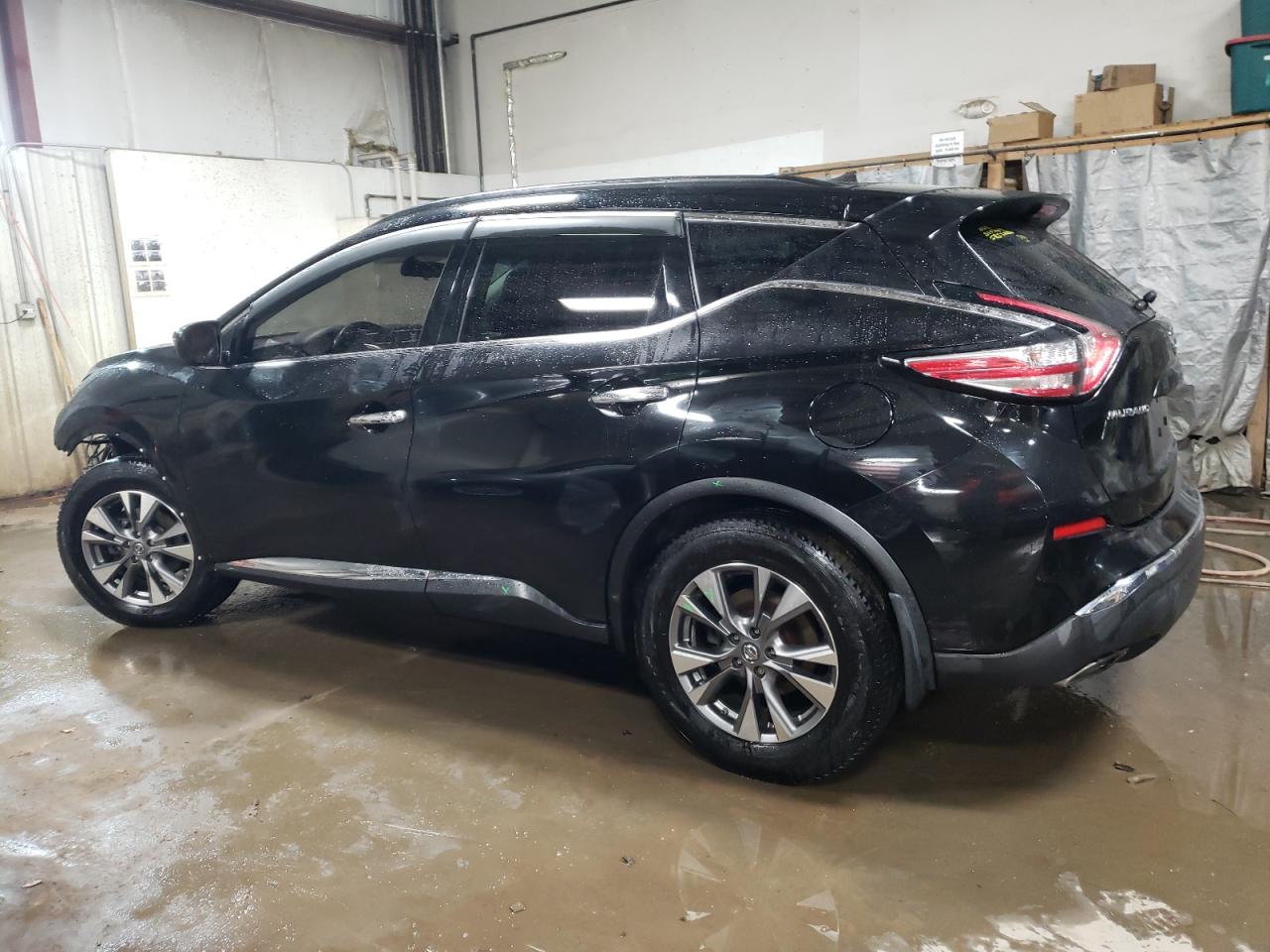 2016 Nissan Murano - Image 2