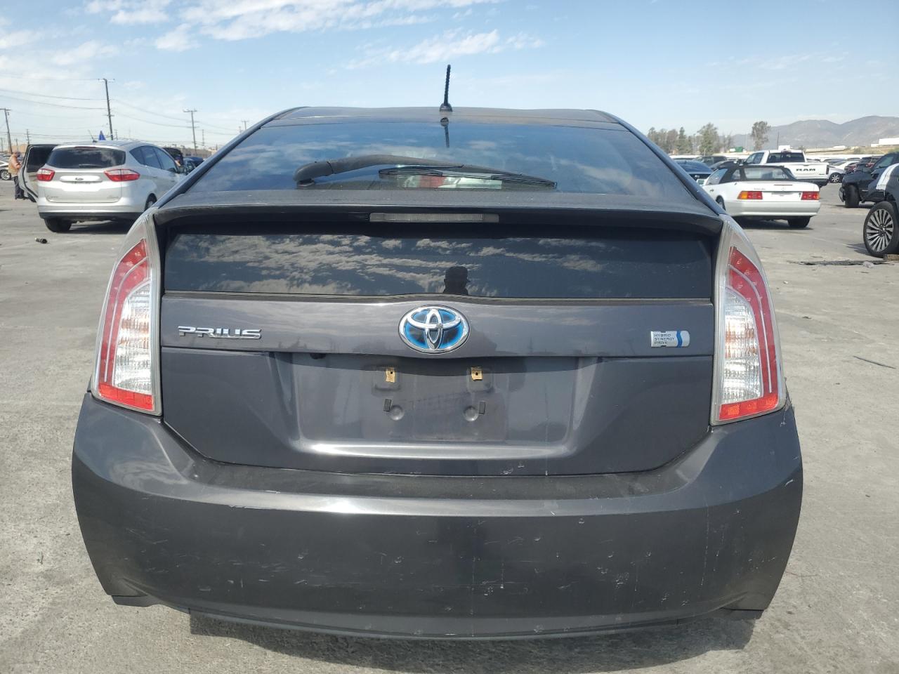 2012 Toyota Prius - Image 6