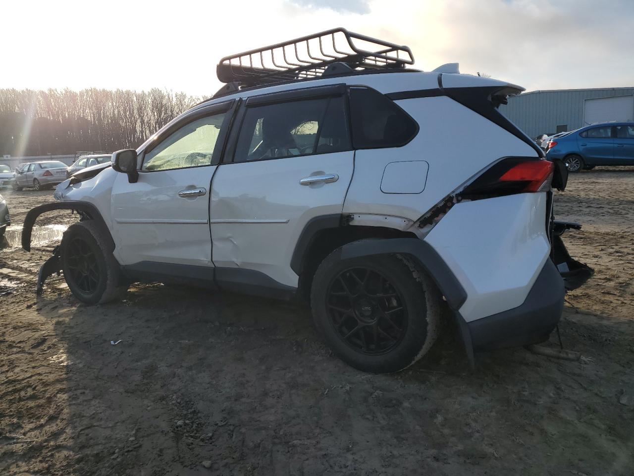 2019 Toyota RAV 4 - Image 2