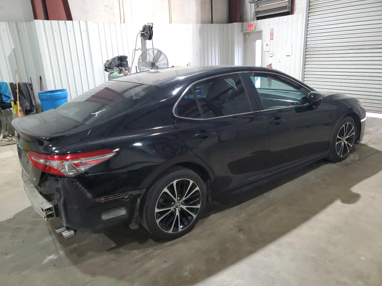 2018 Toyota Camry - Image 3