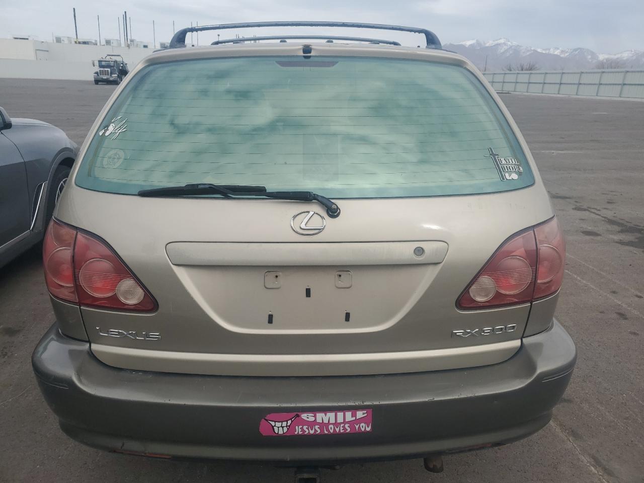 1999 Lexus RX - Image 6