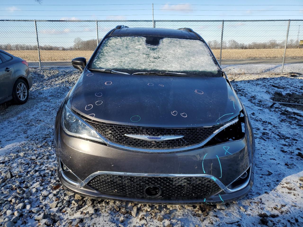 2020 Chrysler Pacifica - Image 5