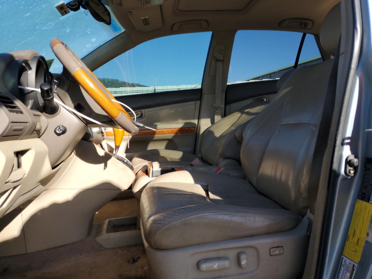 2004 Lexus RX - Image 7