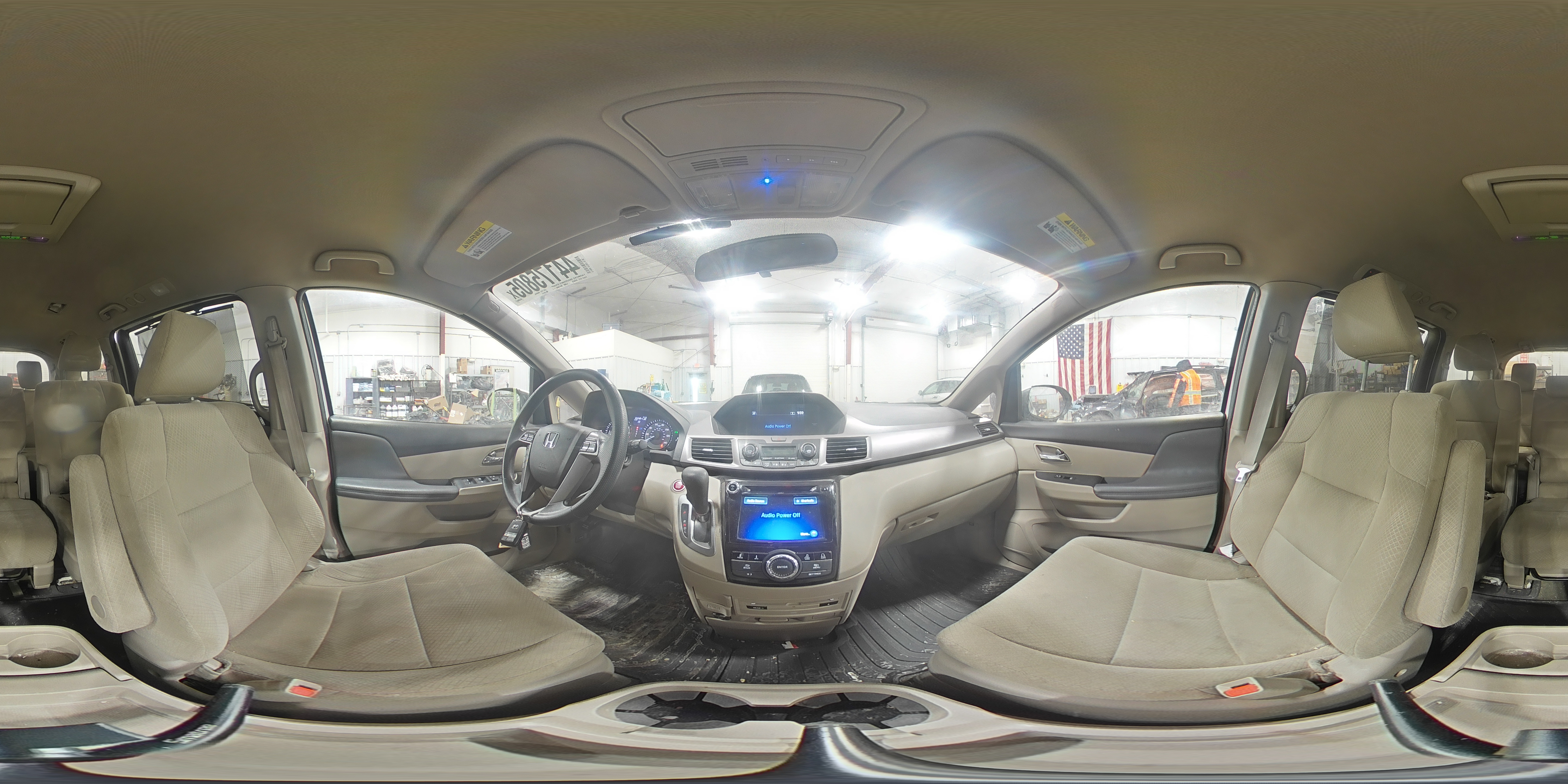 2016 Honda Odyssey - Image 13