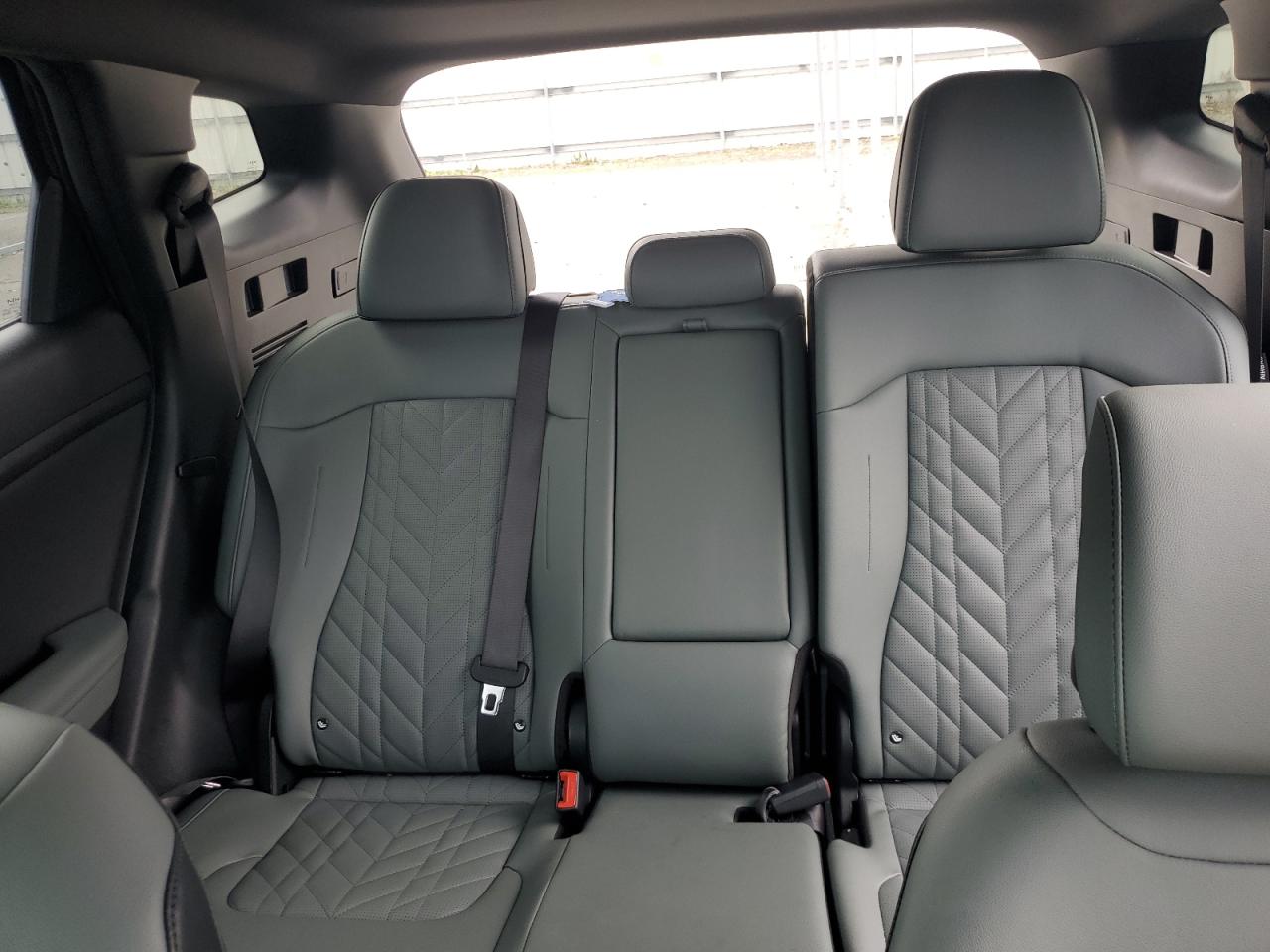 2024 Kia Sportage - Image 10