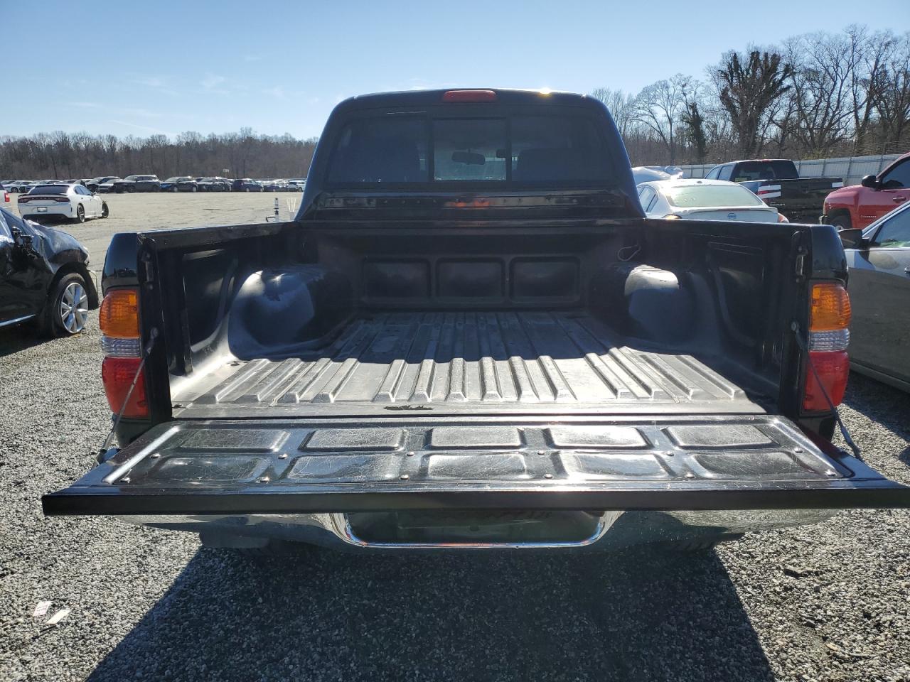 2004 Toyota Tacoma - Image 6