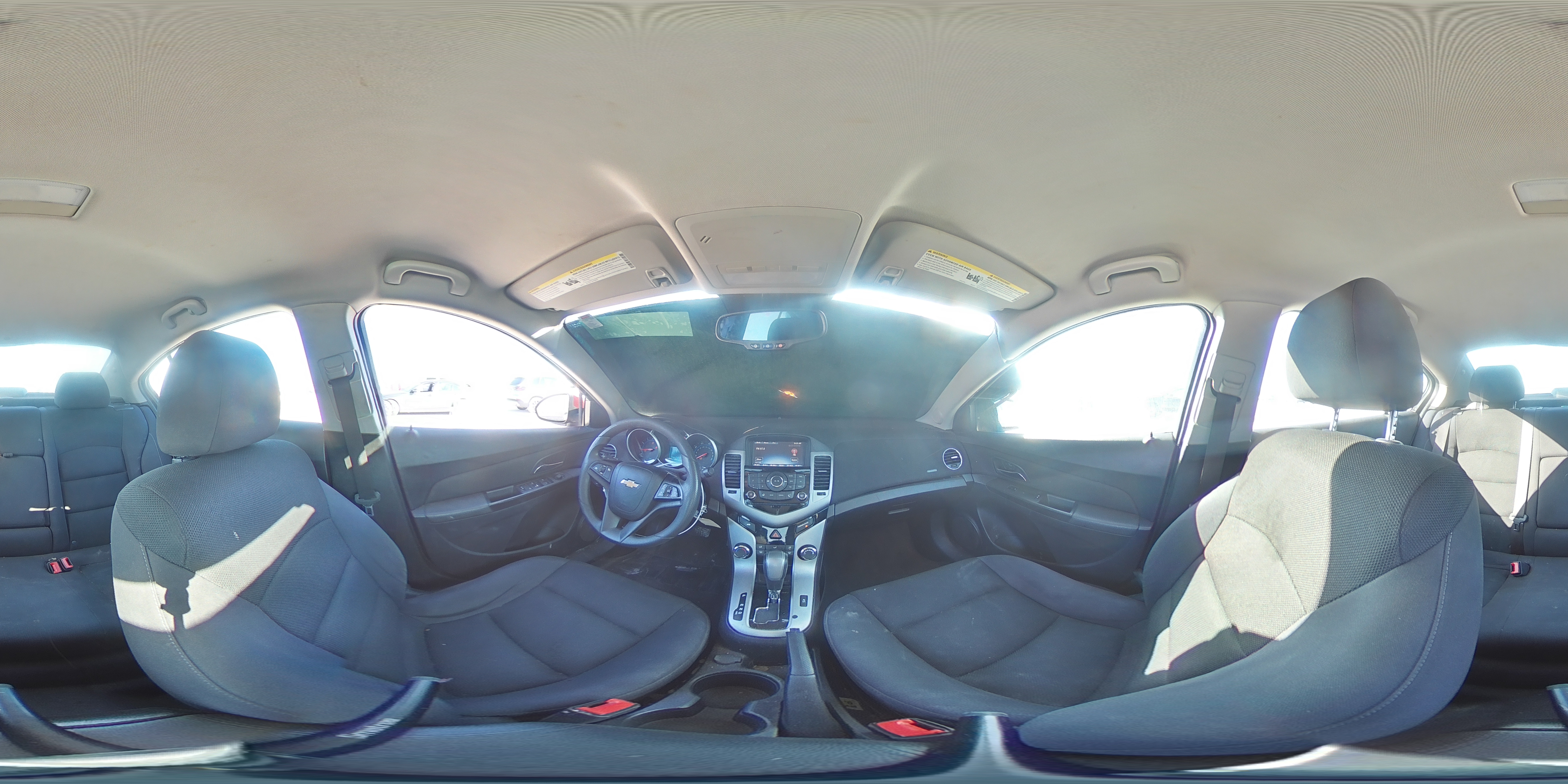 2015 Chevrolet Cruze - Image 13