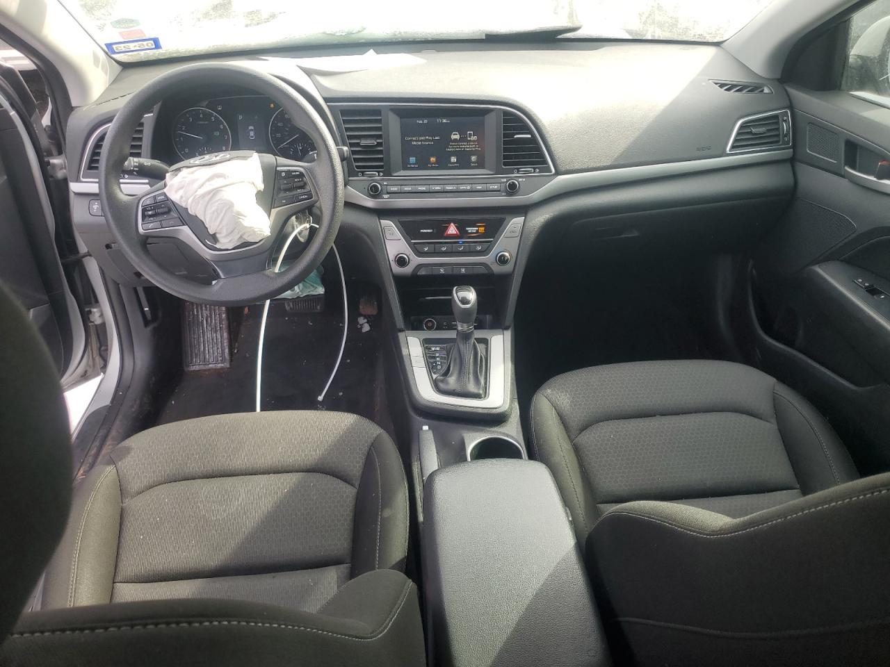 2018 Hyundai Elantra - Image 8