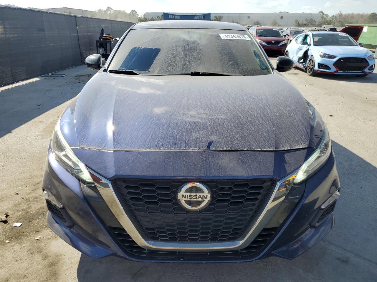 2019 Nissan Altima - Image 5