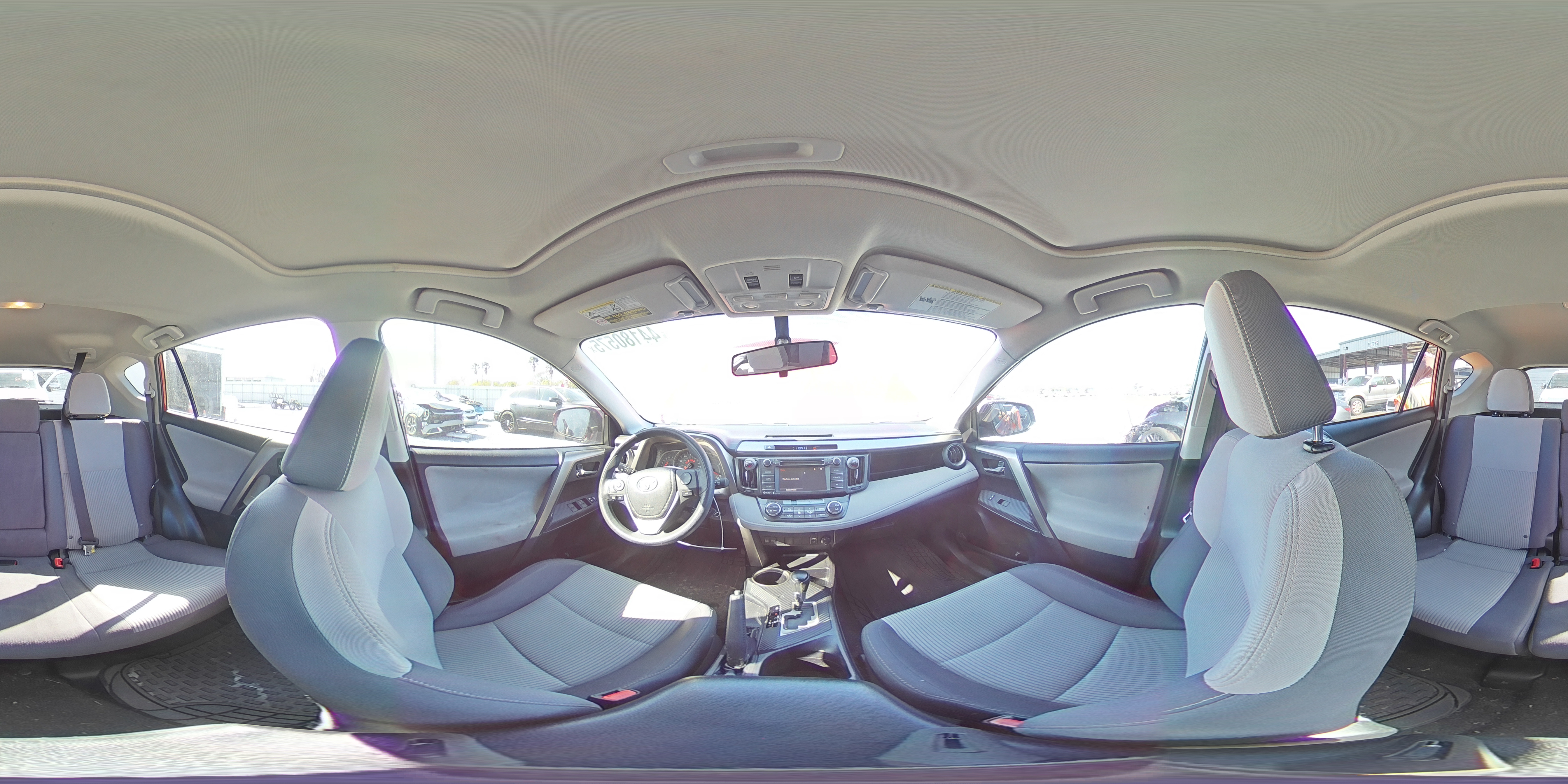 2015 Toyota RAV 4 - Image 15