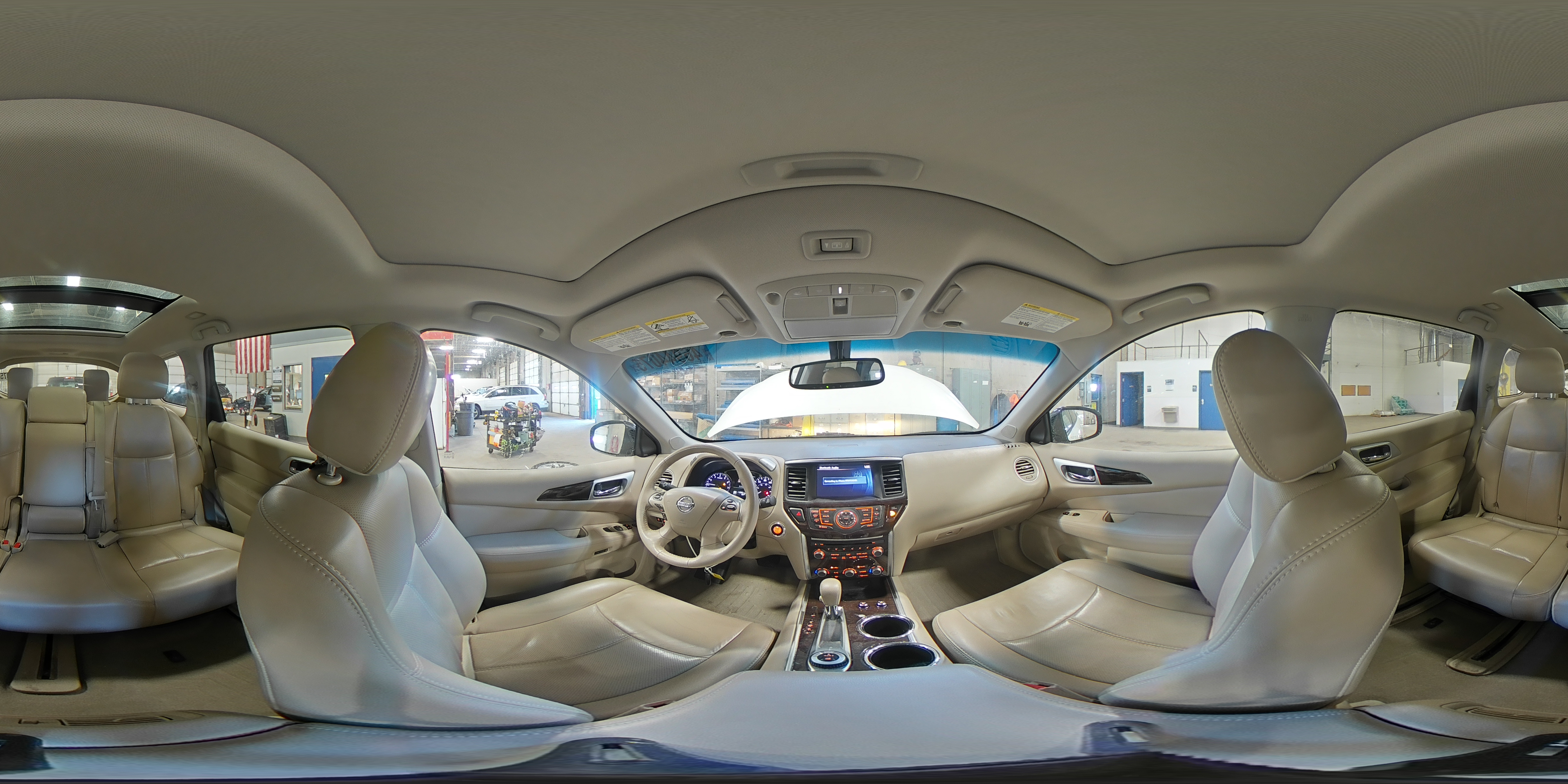 2015 Nissan Pathfinder - Image 14