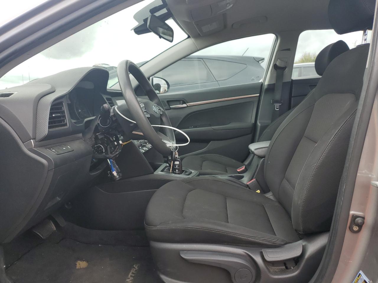 2020 Hyundai Elantra - Image 7