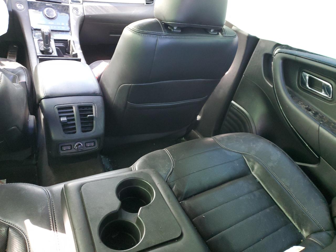 2013 Ford Taurus - Image 10