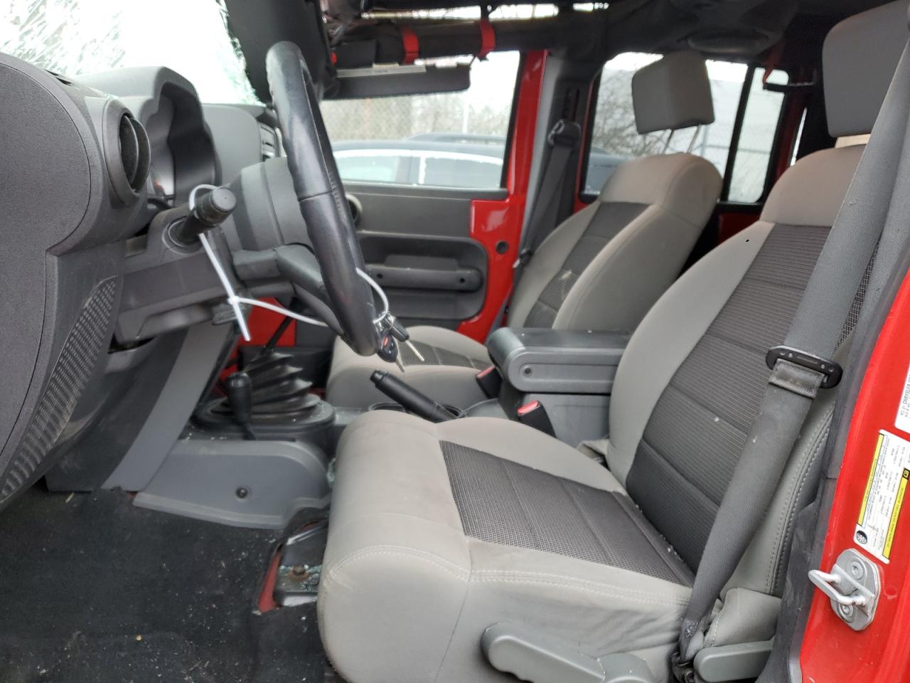 2010 Jeep Wrangler - Image 7