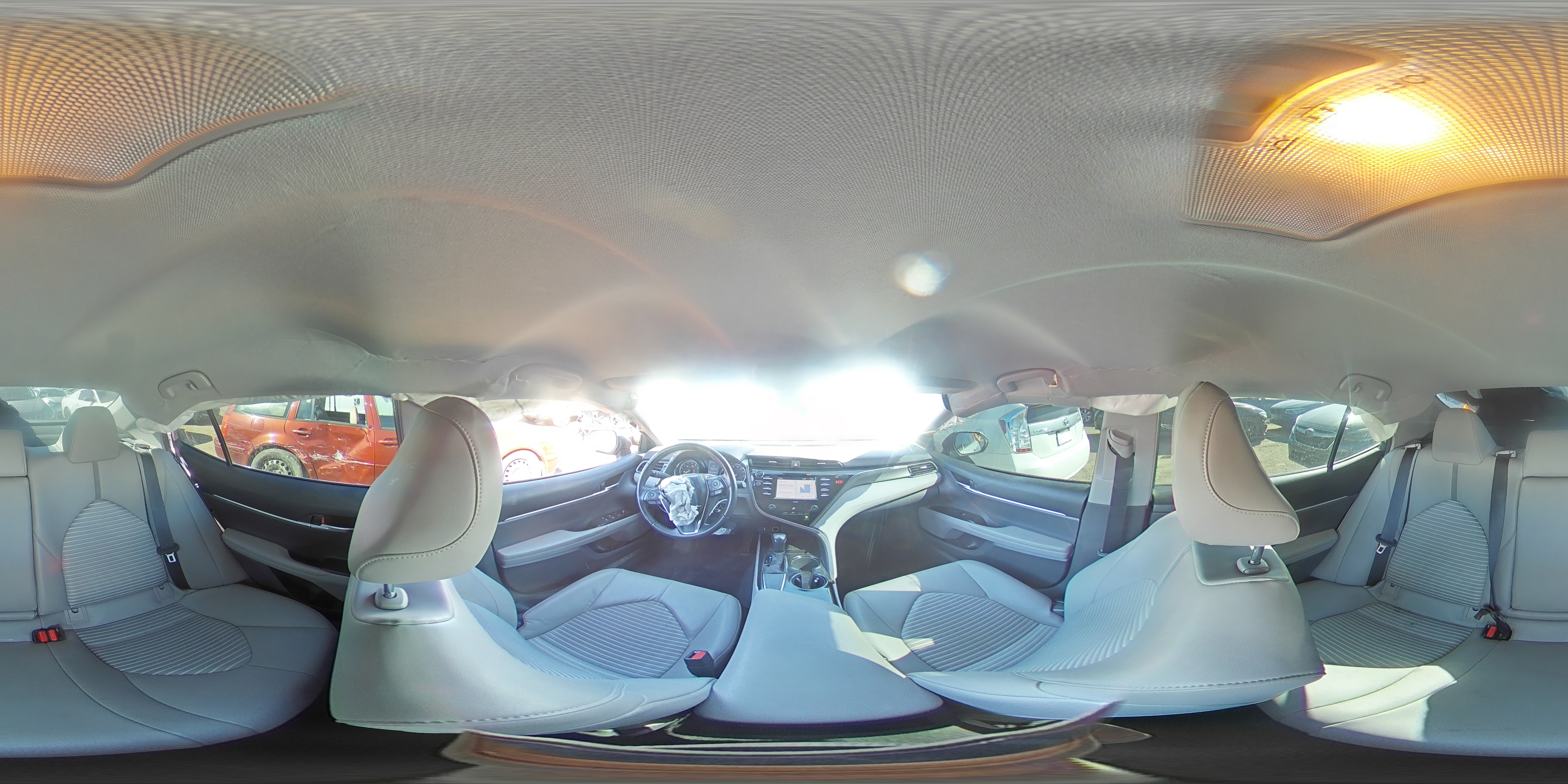 2020 Toyota Camry - Image 12