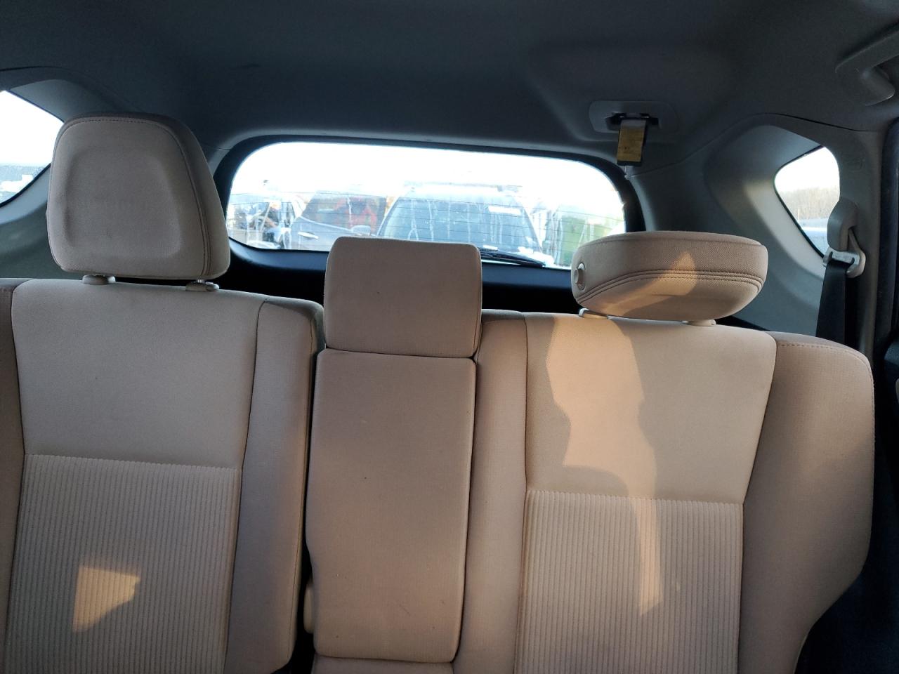 2015 Toyota RAV 4 - Image 10