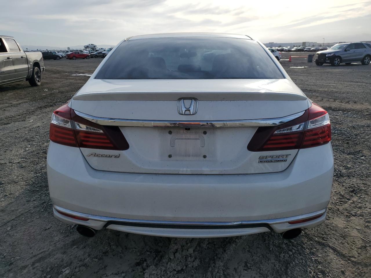 2017 Honda Accord - Image 6