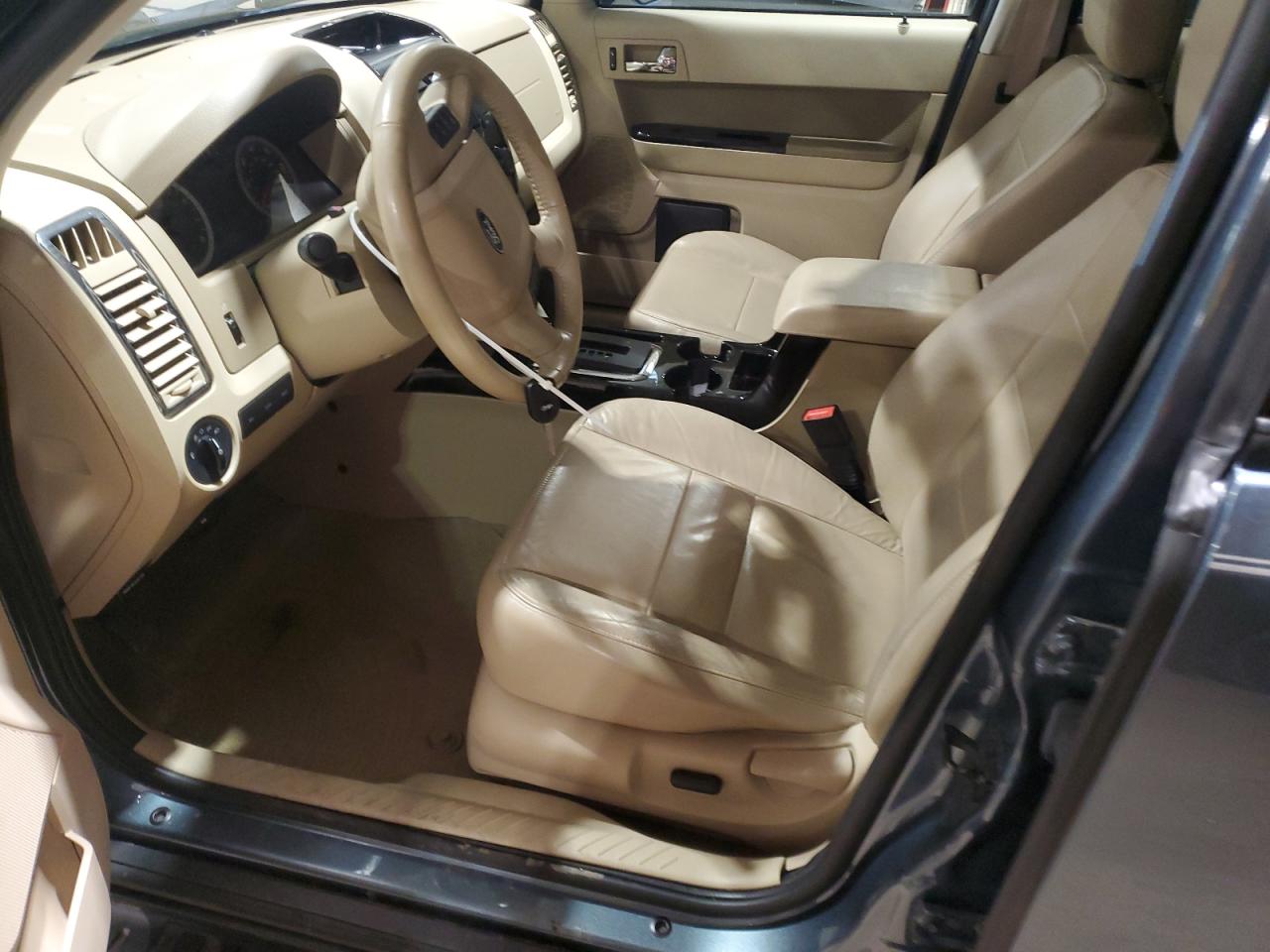 2012 Ford Escape - Image 7