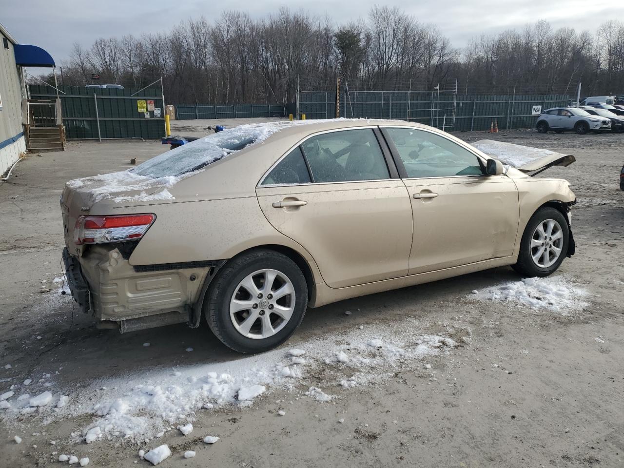 2010 Toyota Camry - Image 3
