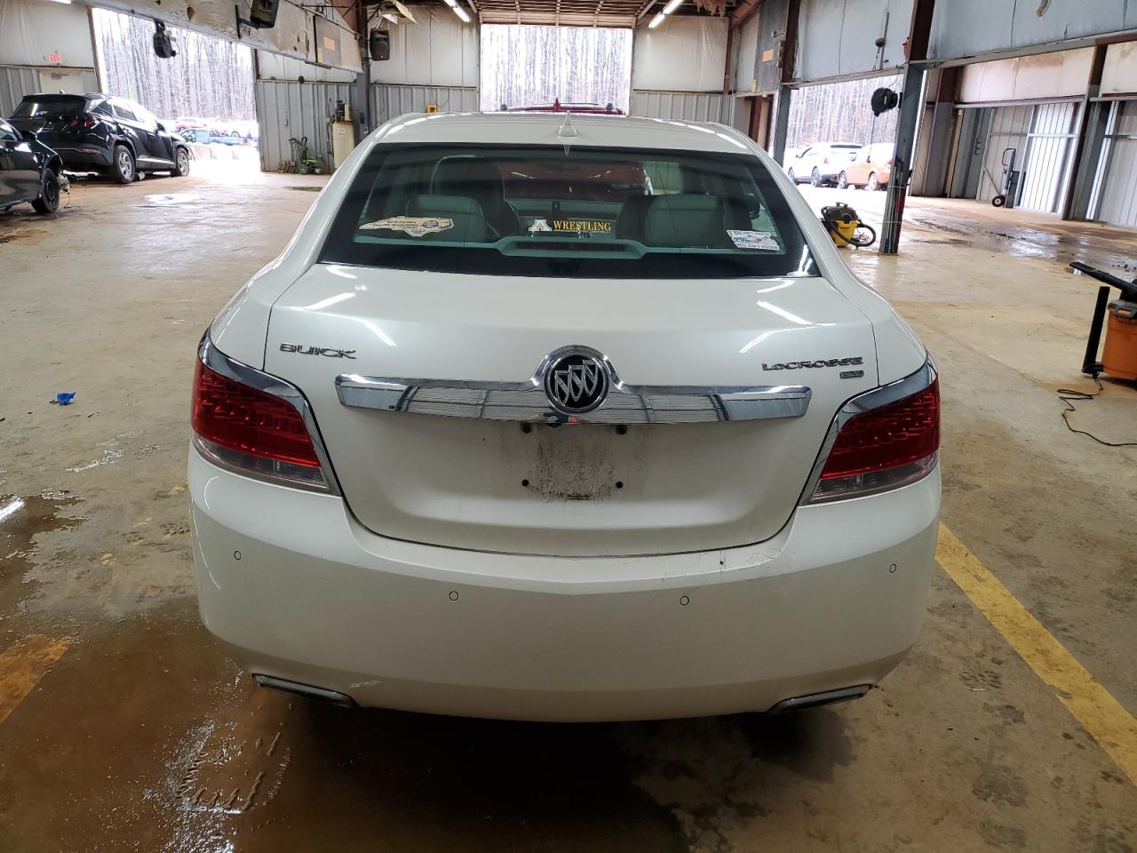 2011 Buick LaCrosse - Image 6