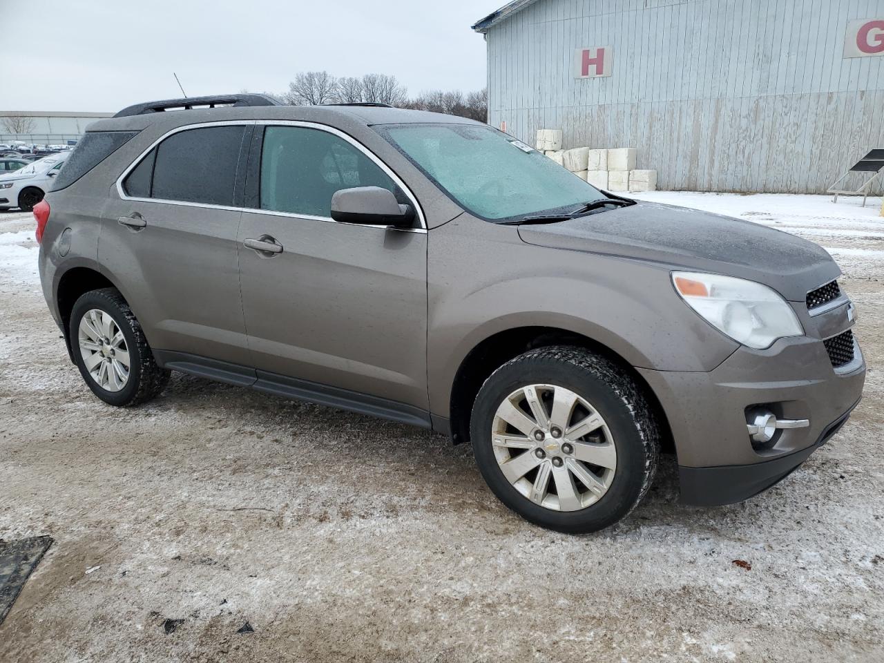 2010 Chevrolet Equinox - Image 4