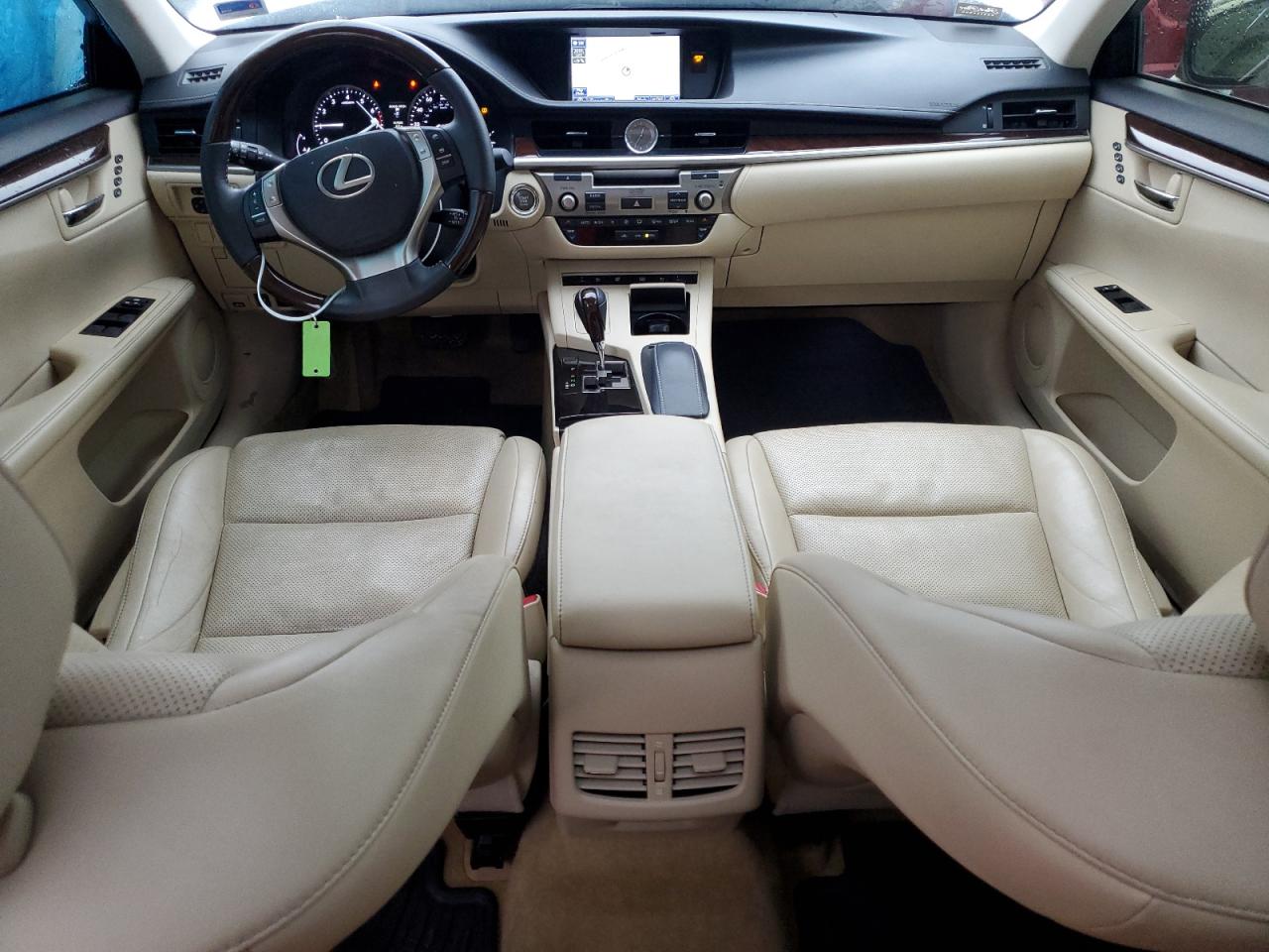 2014 Lexus ES - Image 8