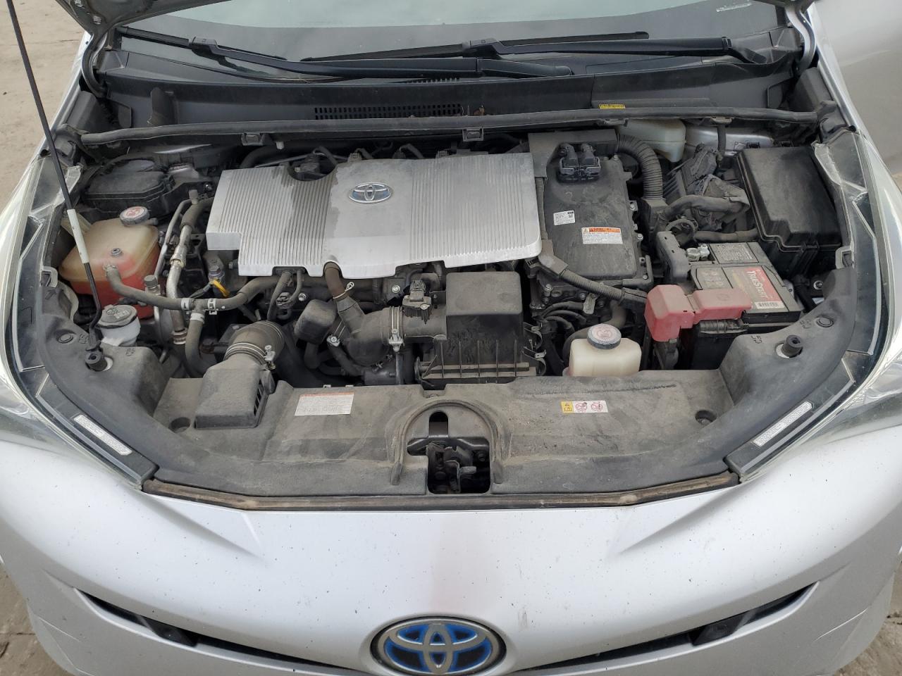 2018 Toyota Prius - Image 11