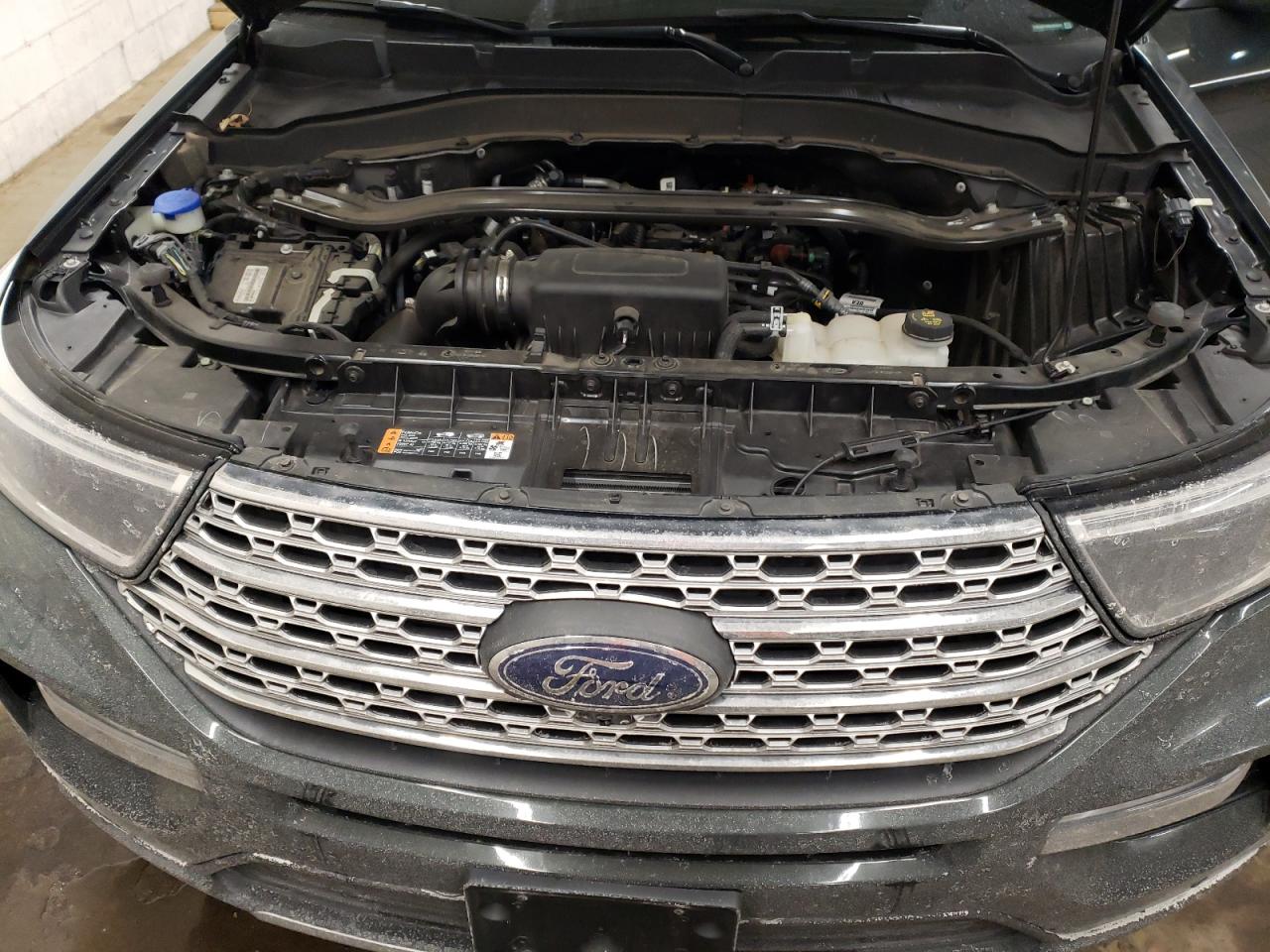 2022 Ford Explorer - Image 12